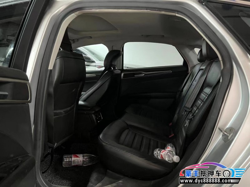 13年福特蒙迪欧轿车抵押车出售