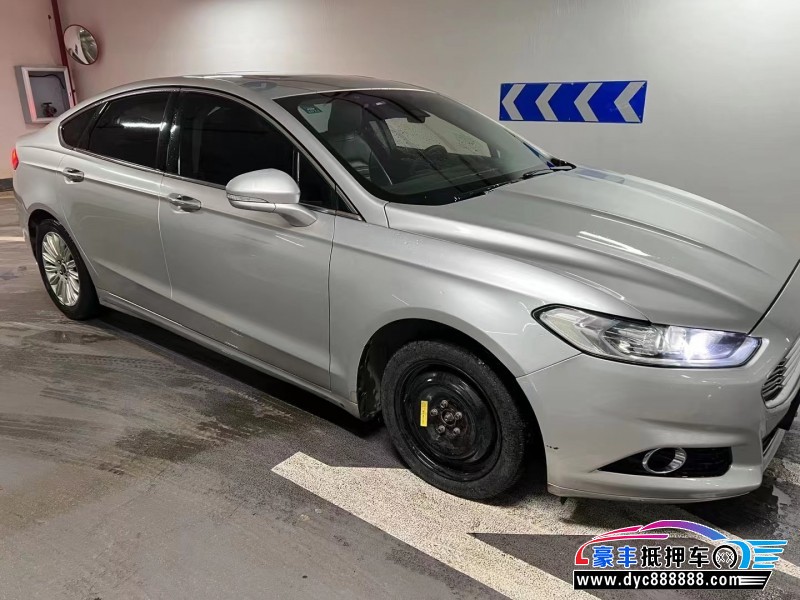 13年福特蒙迪欧轿车抵押车出售