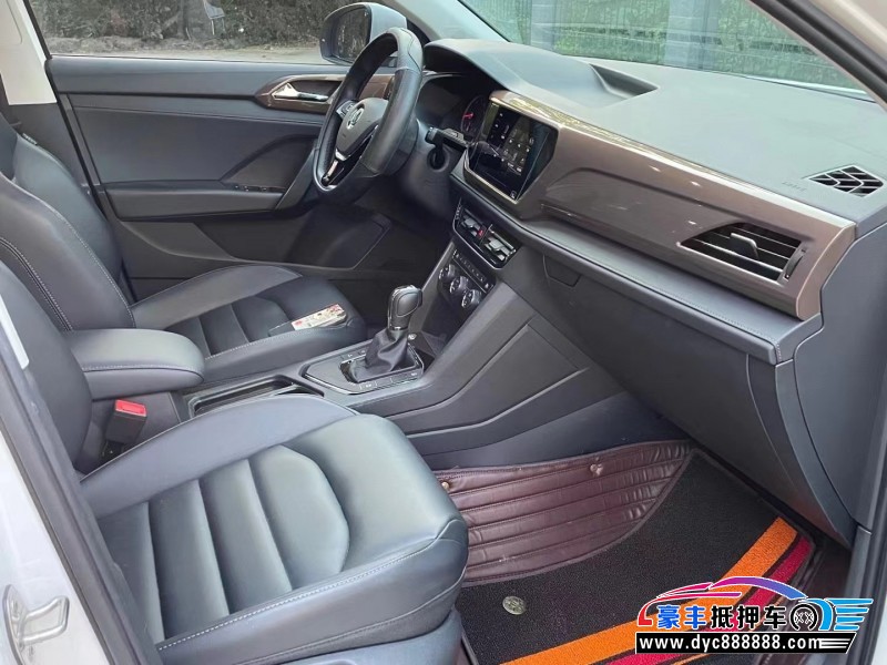 20年大众途岳轿车抵押车出售