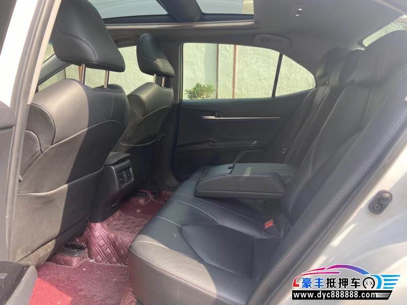 20年丰田凯美瑞轿车抵押车出售