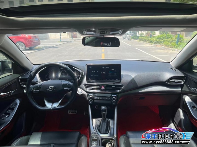 19年现代菲斯塔轿车抵押车出售