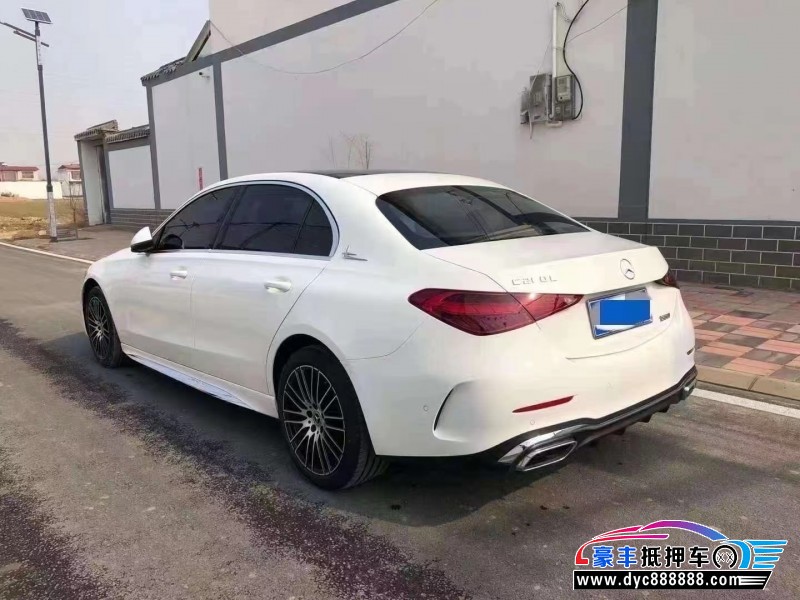 22年奔驰C级轿车抵押车出售