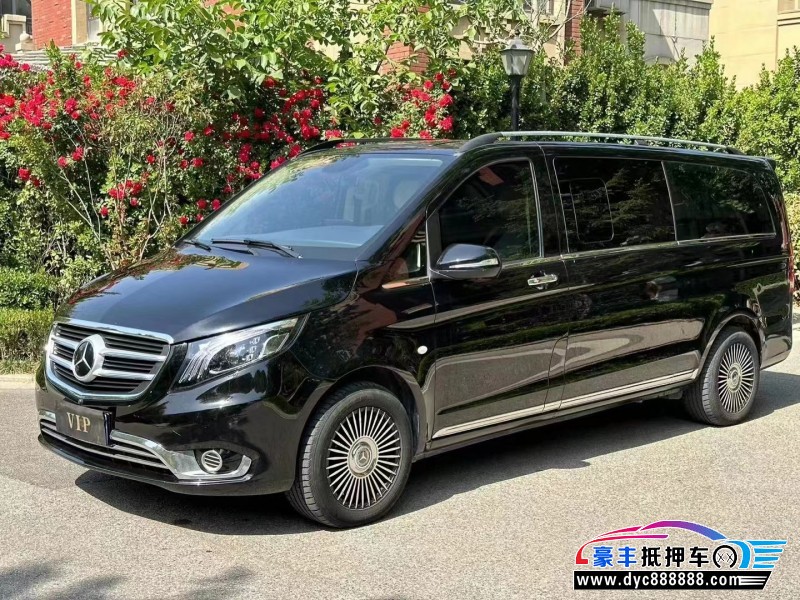 18年奔驰威霆MPV抵押车出售