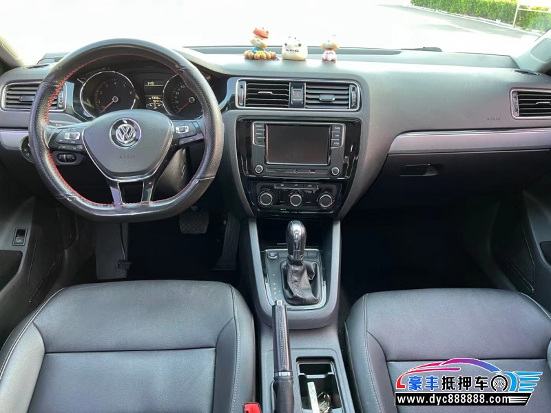 18年大众速腾轿车抵押车出售