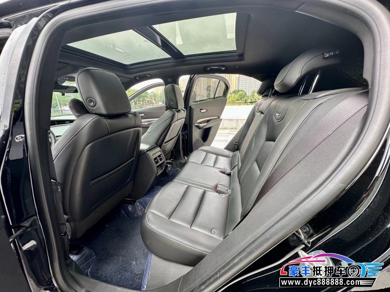 19年凯迪拉克XT4轿车抵押车出售