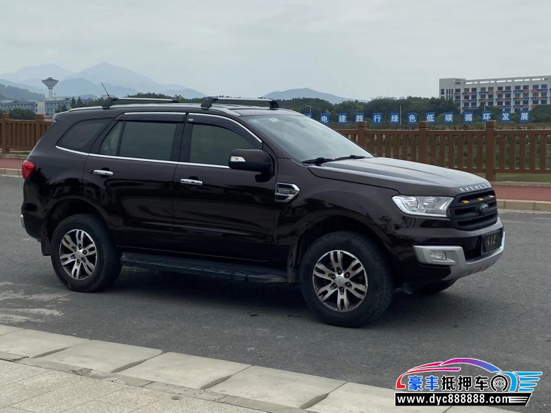 16年福特撼路者轿车抵押车出售