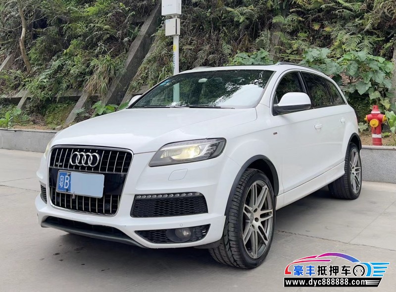 12年奥迪Q7轿车抵押车出售