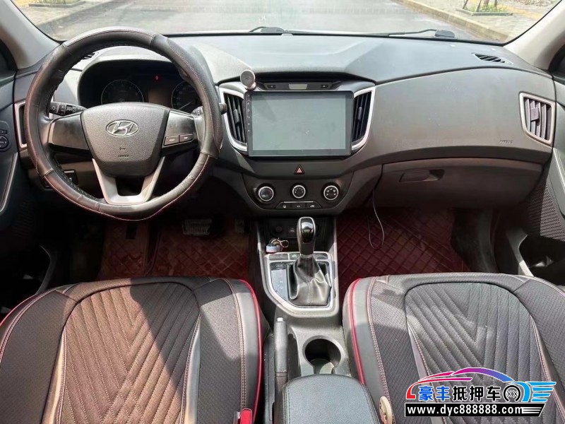 17年现代ix25轿车抵押车出售