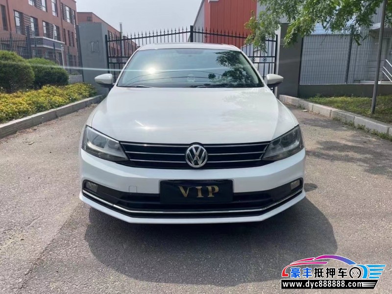 16年大众速腾轿车抵押车出售