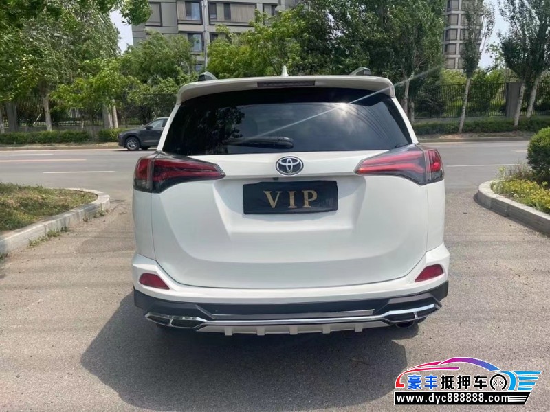 19年丰田RAV4轿车抵押车出售