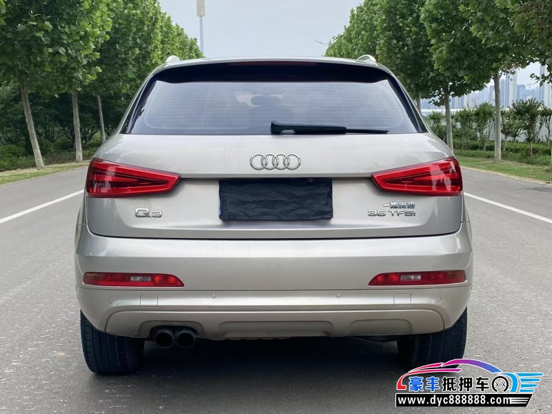 13年奥迪Q3轿车抵押车出售