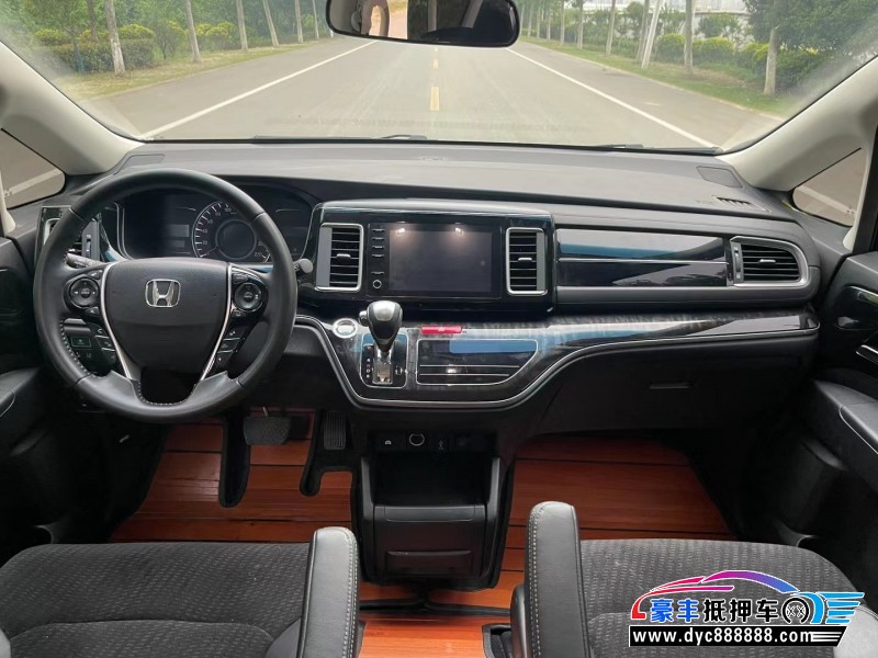 20年本田艾力绅轿车抵押车出售