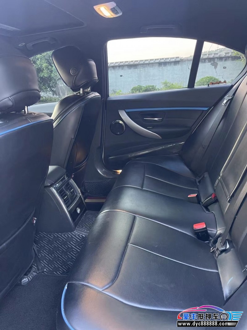 19年宝马3系轿车抵押车出售