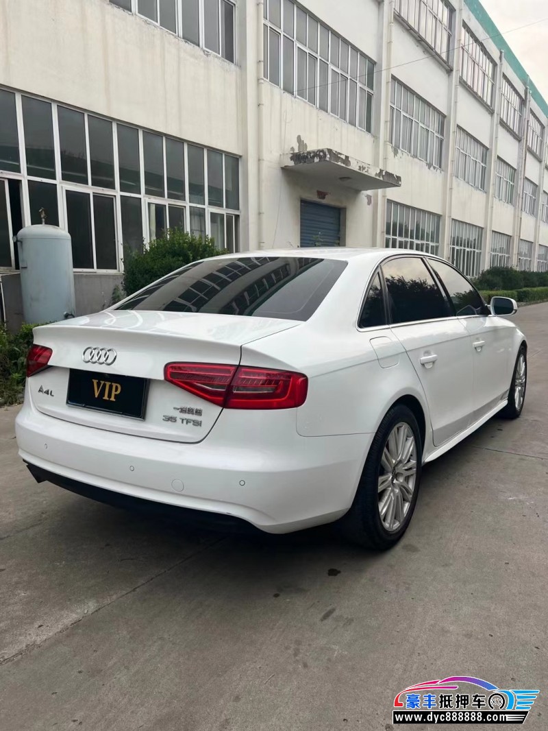 14年奥迪A4轿车抵押车出售