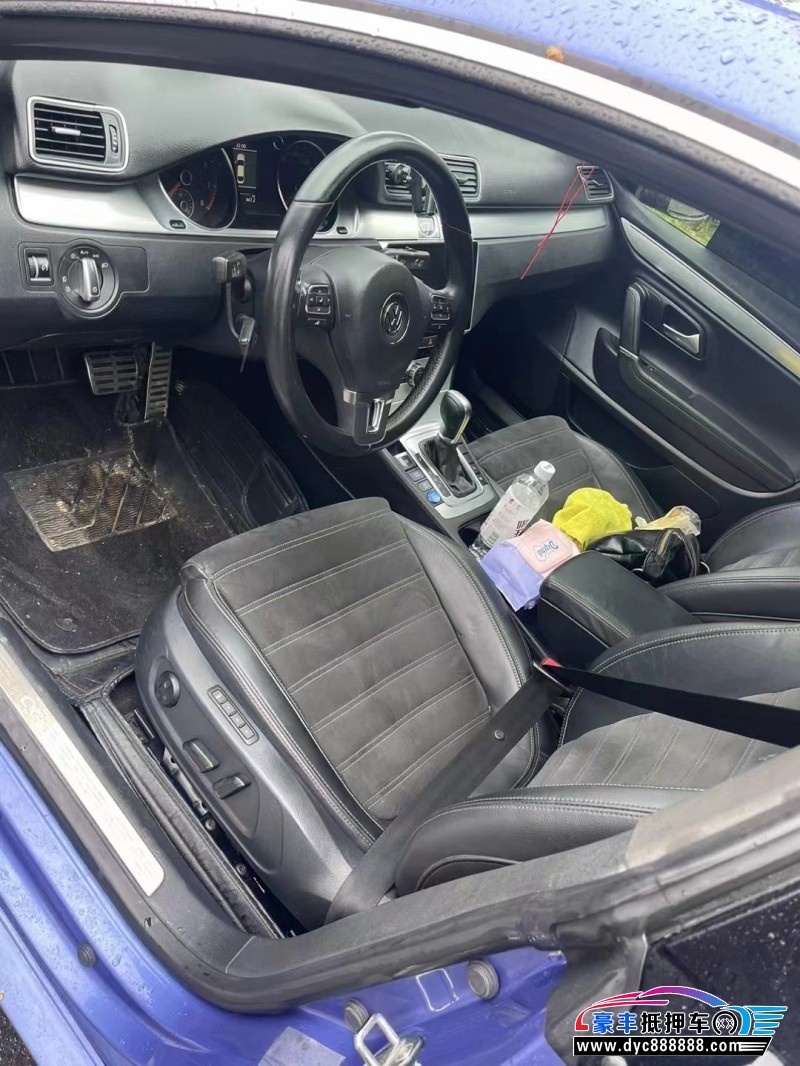 14年大众CC轿车抵押车出售