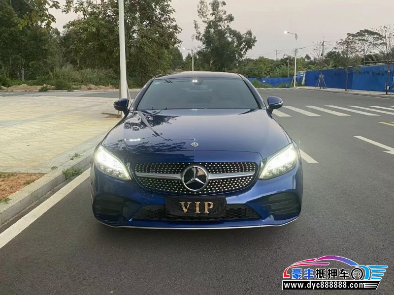 20年奔驰C轿车抵押车出售