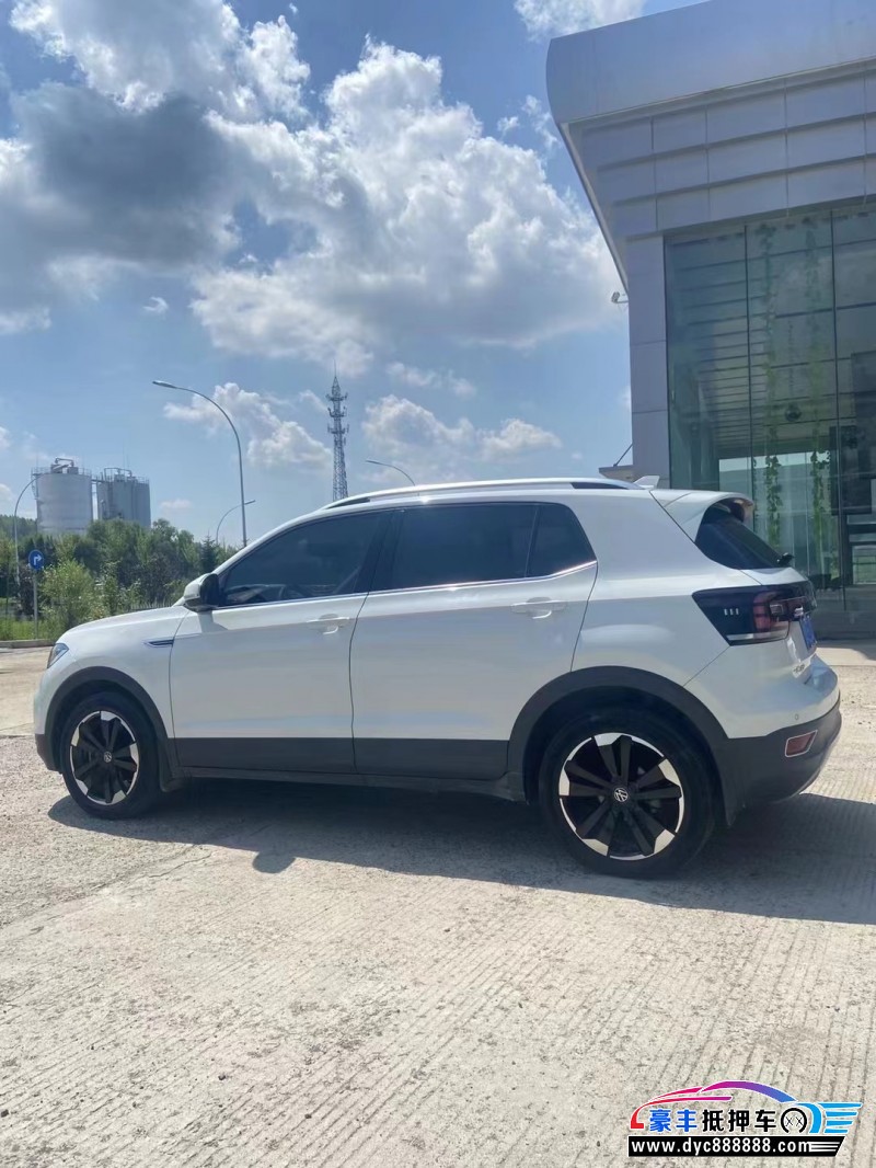 20年大众探影轿车抵押车出售