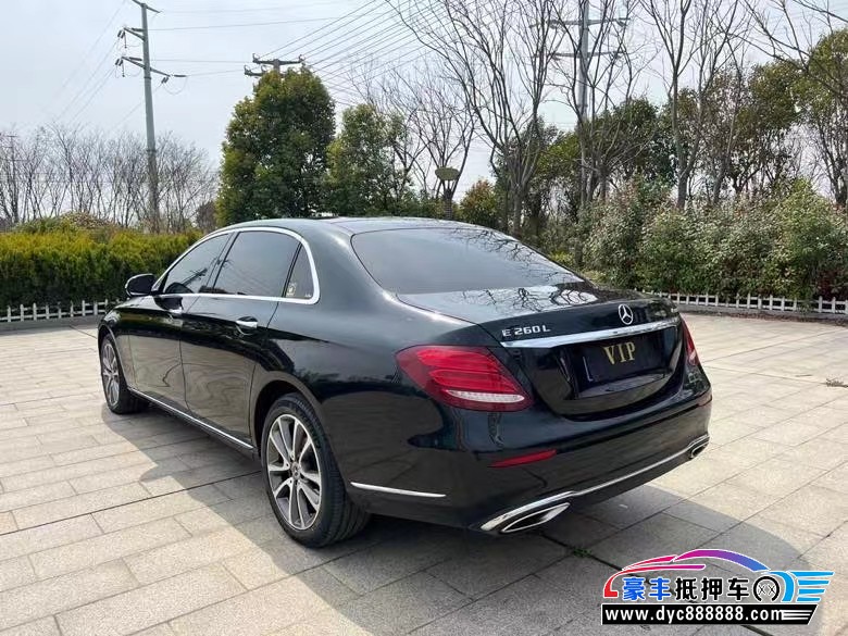 19年奔驰E轿车抵押车出售