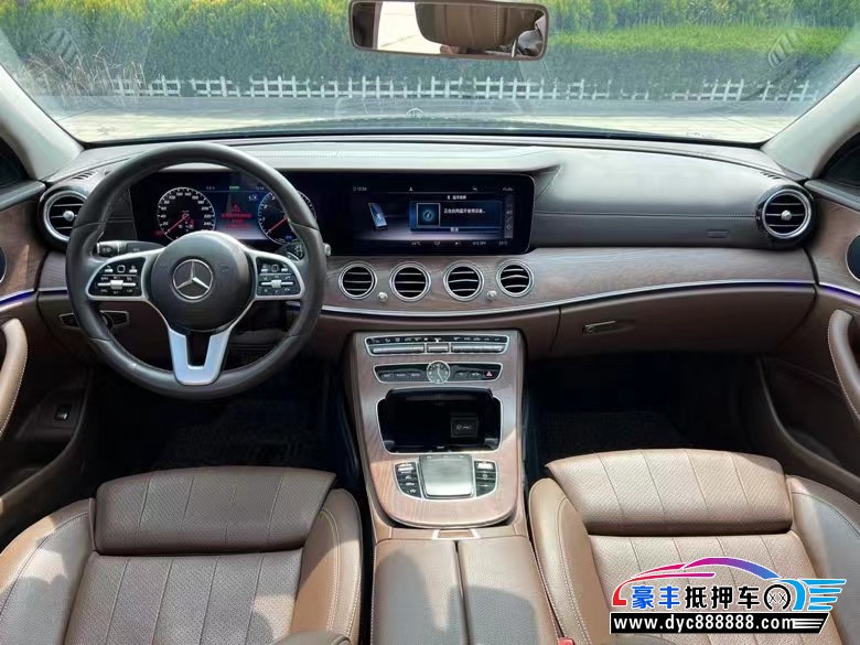 19年奔驰E轿车抵押车出售