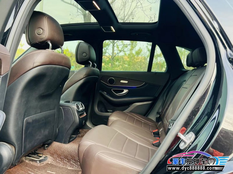 20年奔驰GLC轿车抵押车出售