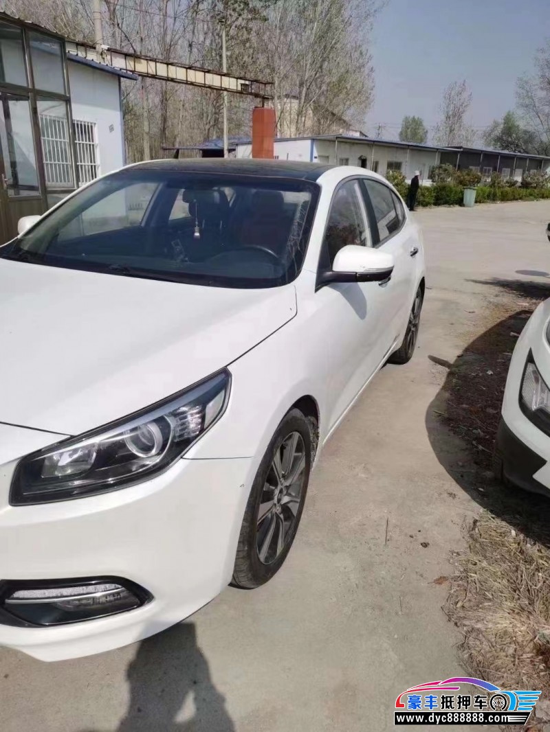 17年起亚K4轿车抵押车出售