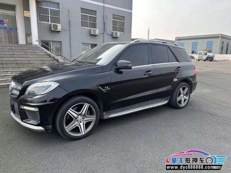 12年奔驰ML轿车抵押车出售