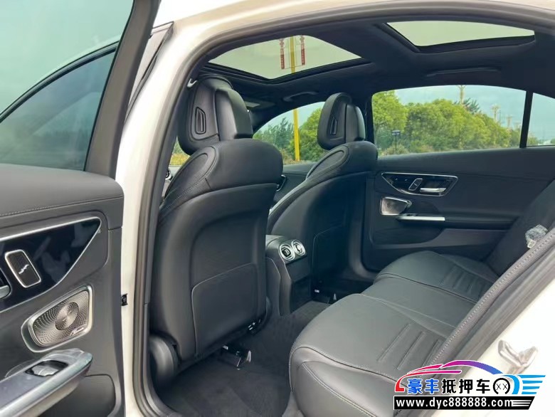 23年奔驰C轿车抵押车出售