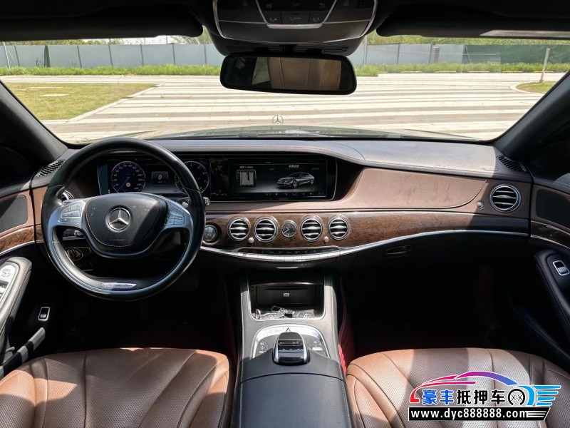 15年奔驰S级轿车抵押车出售