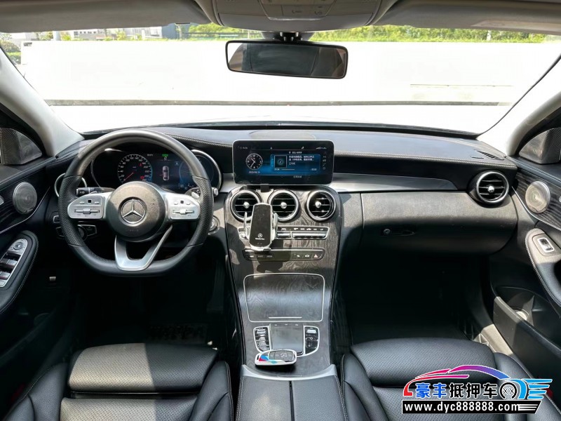 20年奔驰C级轿车抵押车出售