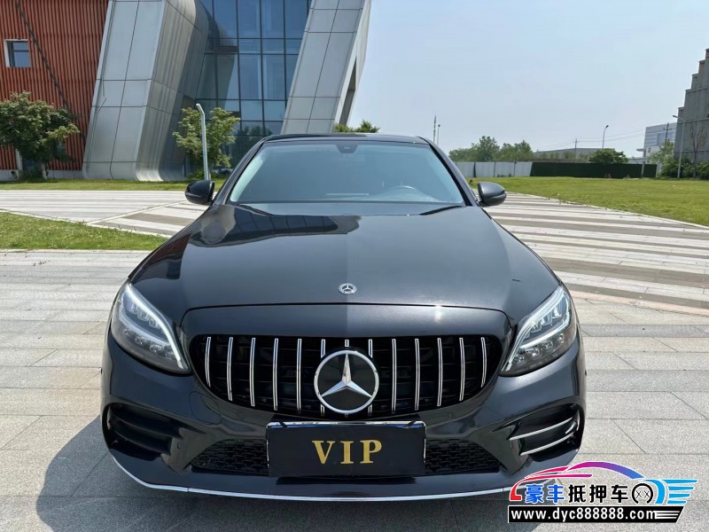 20年奔驰C级轿车抵押车出售