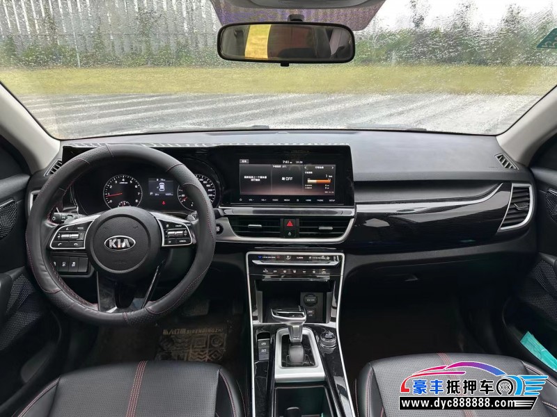 20年起亚KX3轿车抵押车出售