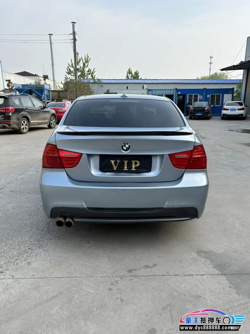 11年宝马3系轿车抵押车出售