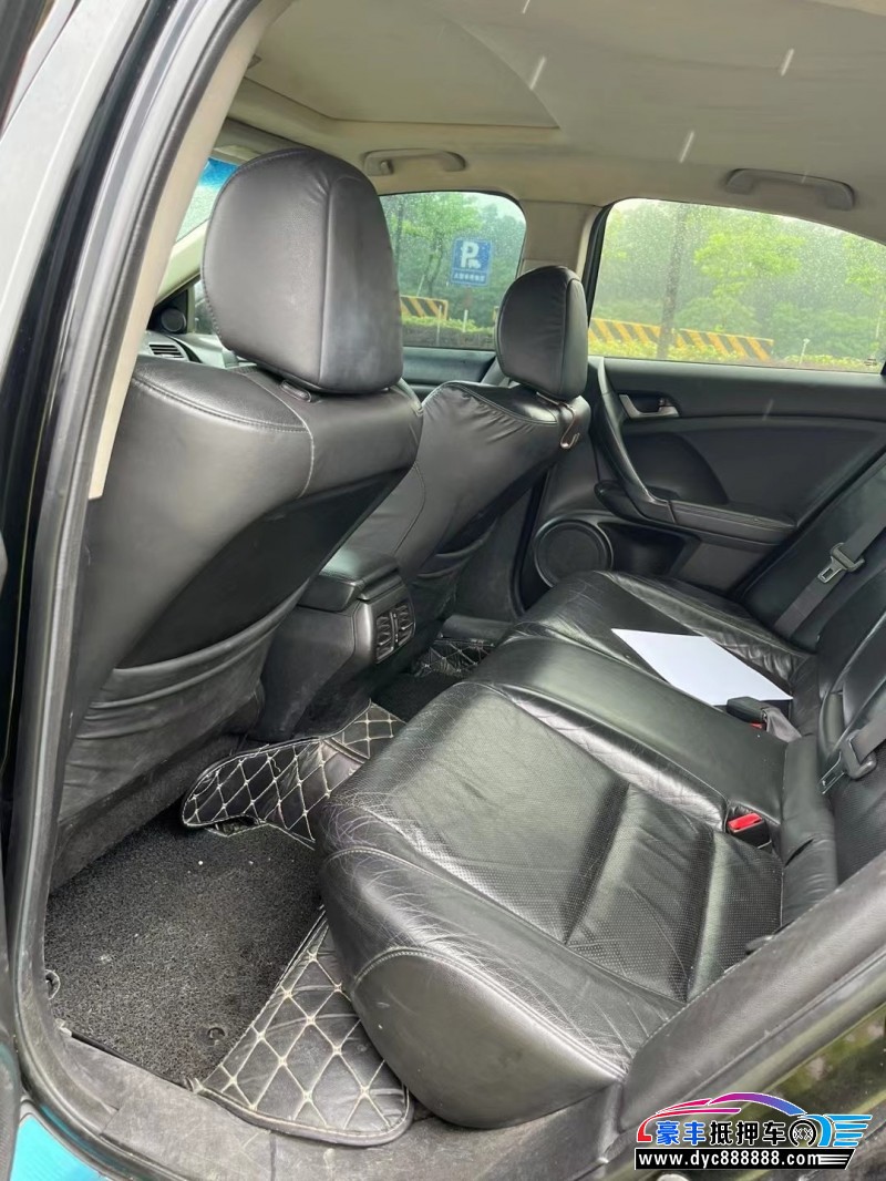 10年本田思铂睿轿车抵押车出售