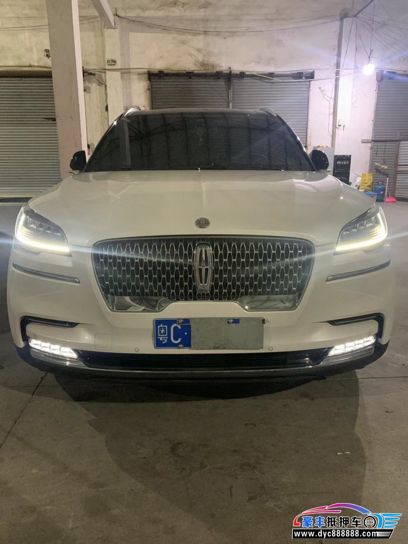 21年林肯飞行家轿车抵押车出售