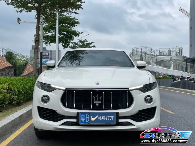 17年玛莎拉蒂莱万特轿车抵押车出售