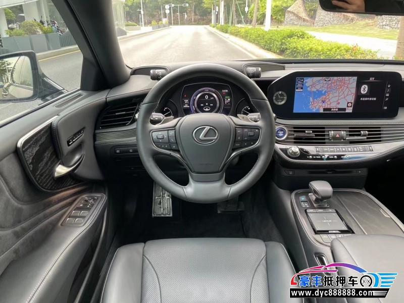 22年雷克萨斯LS轿车抵押车出售