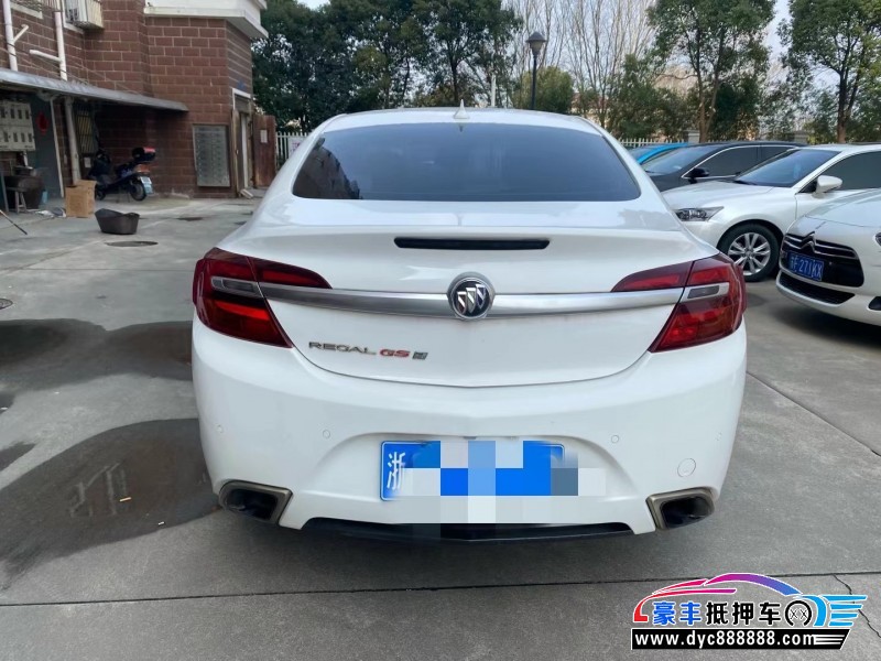 13年别克君威轿车抵押车出售