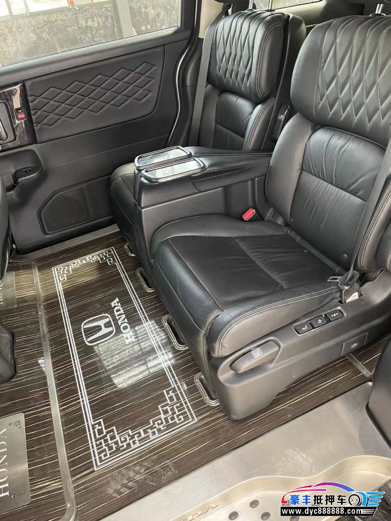 21年本田艾力绅轿车抵押车出售