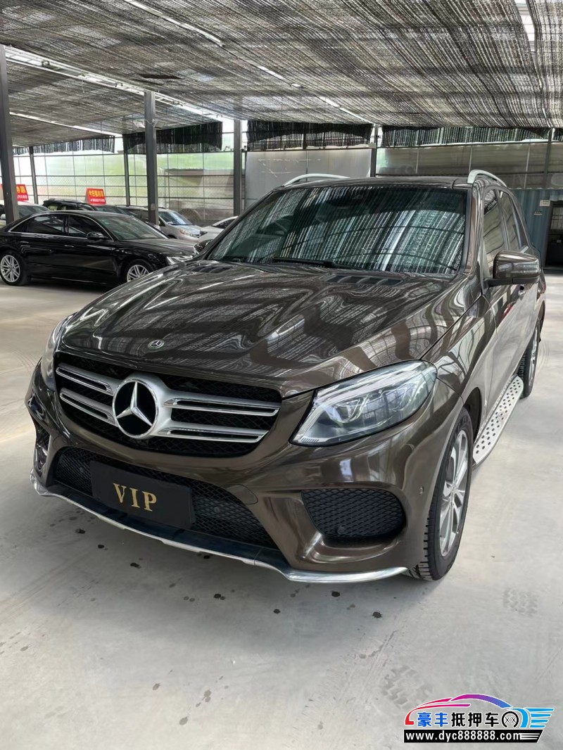 18年奔驰GLE轿车抵押车出售