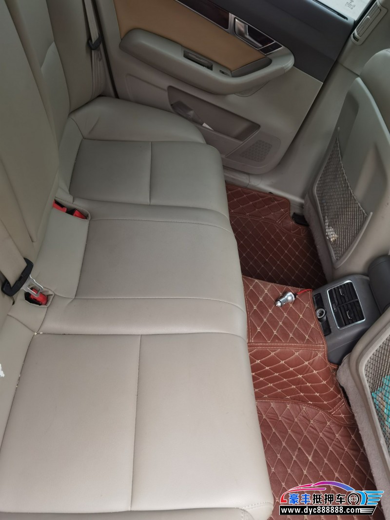 12年奥迪A6L轿车抵押车出售