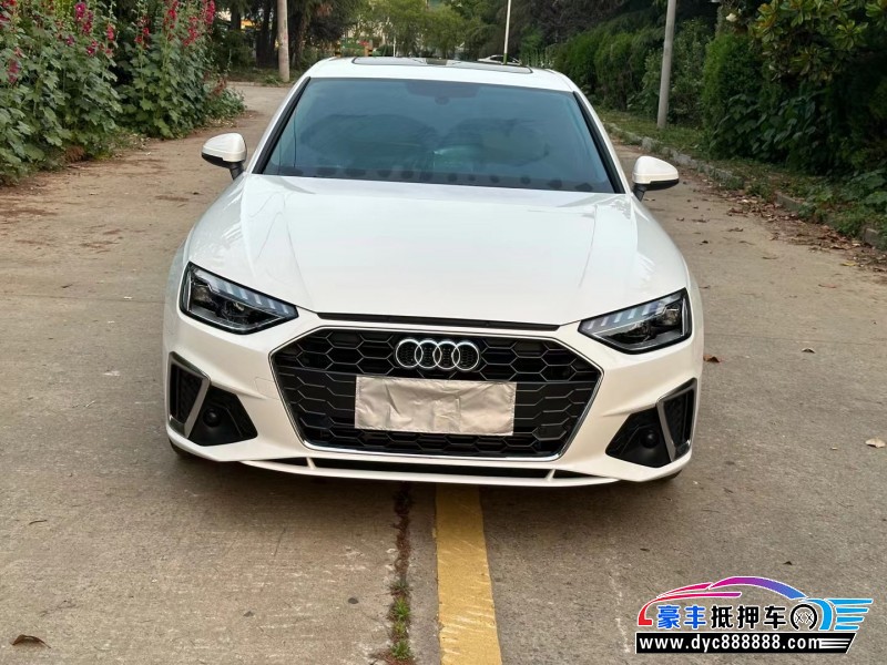22年奥迪A4轿车抵押车出售