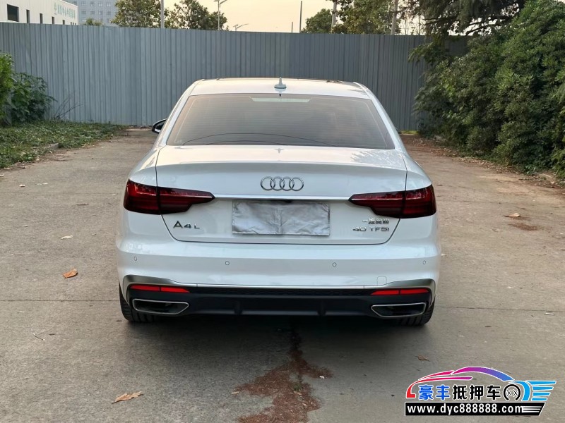 22年奥迪A4轿车抵押车出售