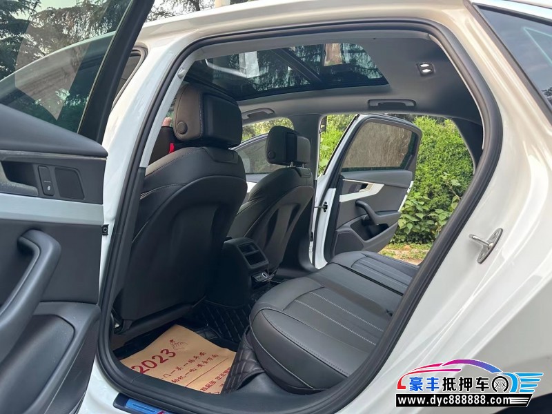 22年奥迪A4轿车抵押车出售