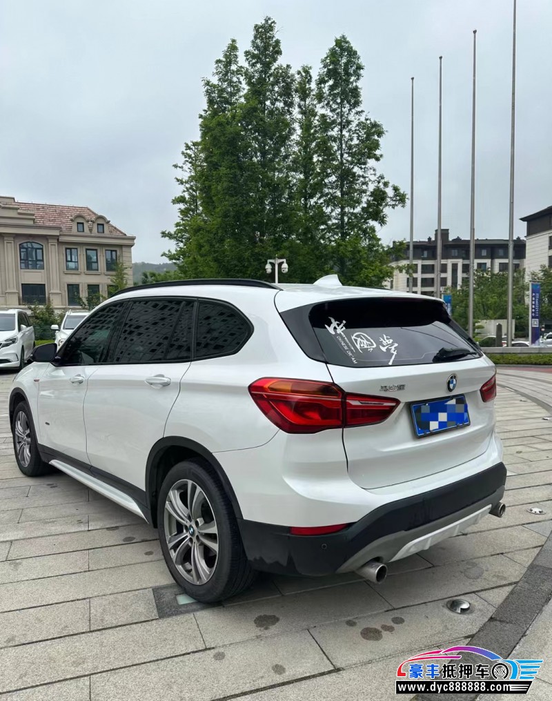 17年宝马X1轿车抵押车出售