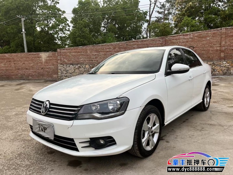 15年大众宝来轿车抵押车出售