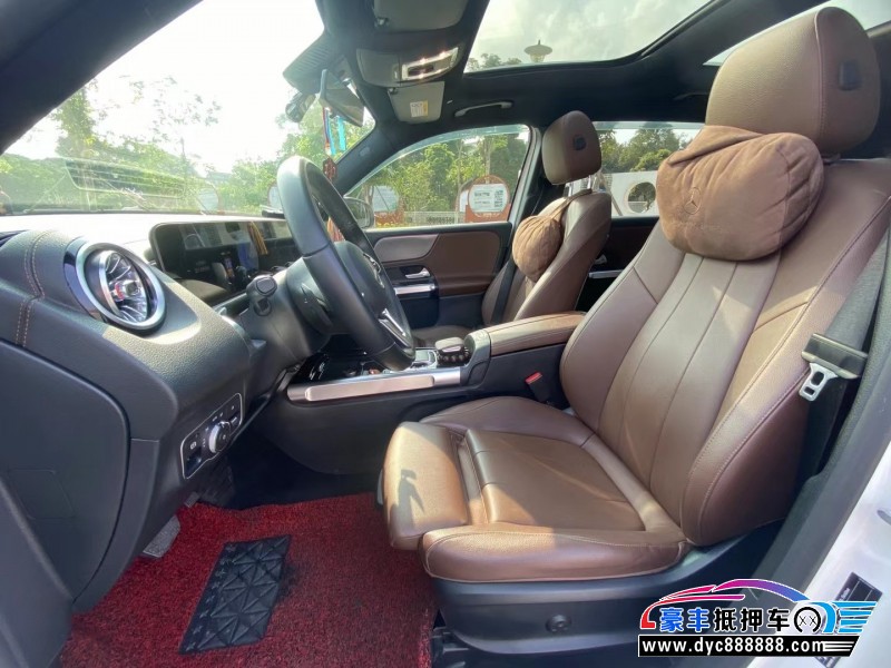 20年奔驰GLB轿车抵押车出售