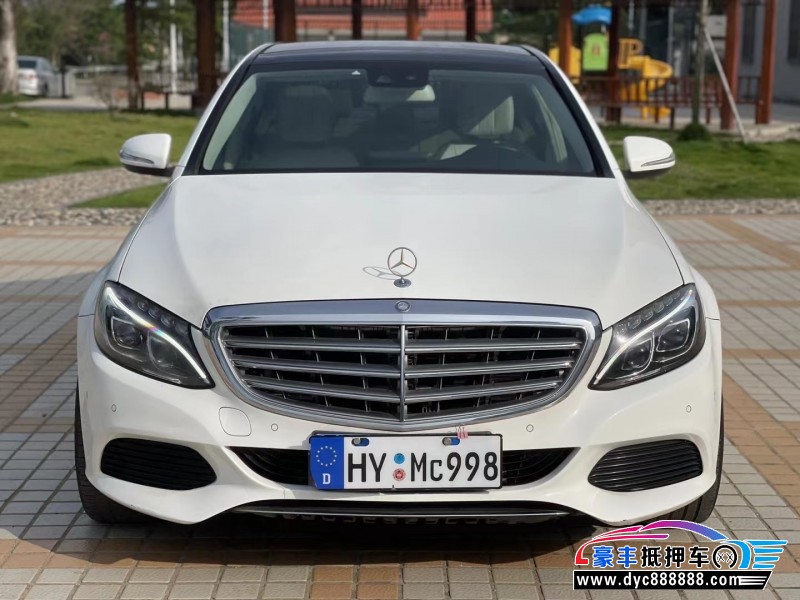17年奔驰C轿车抵押车出售