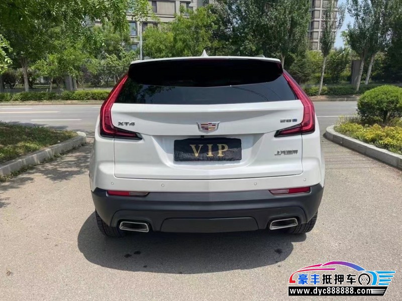 22年凯迪拉克XT4轿车抵押车出售