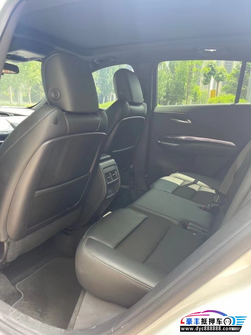 22年凯迪拉克XT4轿车抵押车出售