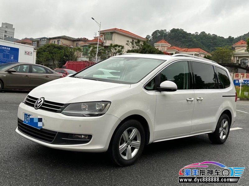 13年大众夏朗轿车抵押车出售